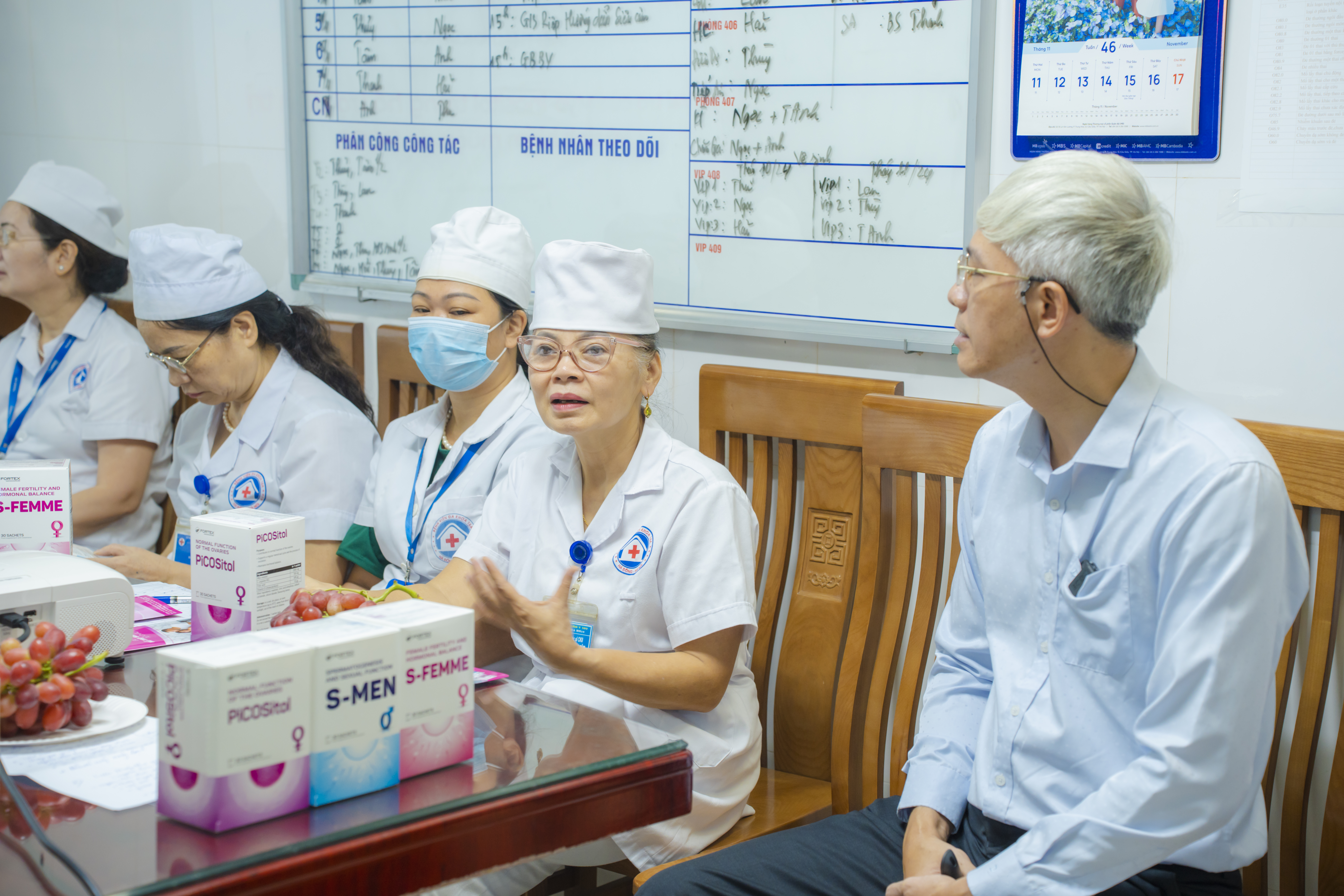 Tien si bac si CK II Nguyen Thi Minh Tam danh gia cao bo san pham S Femme